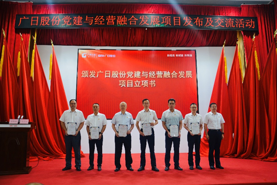 18����luck��(�й�)-�ٷ���վ